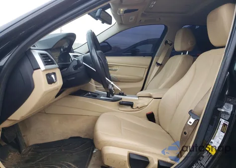 2014 BMW 320 I xDrive z USA, uszkodzony, nr VIN WBA3C3G53ENS67471